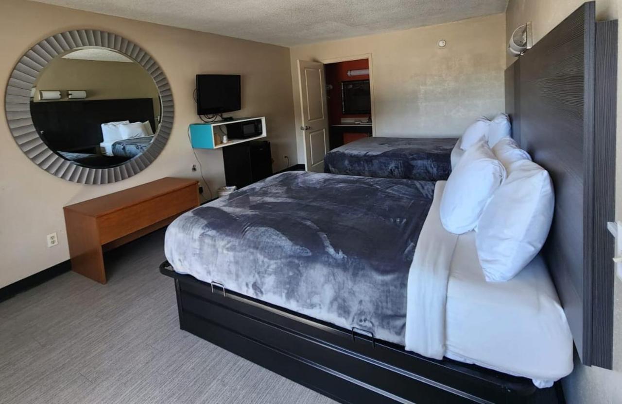 Executive Inn Ferry Pass Екстер'єр фото