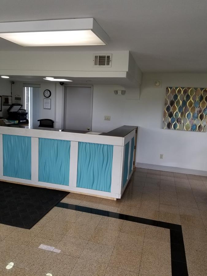 Executive Inn Ferry Pass Екстер'єр фото
